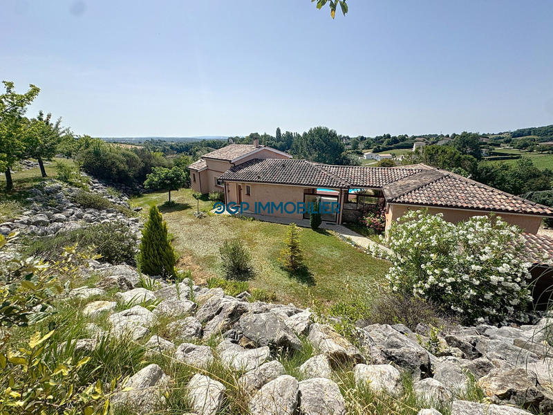 Maison - 161 m² - 5 pièces