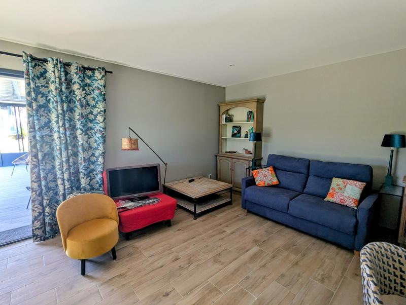 Maison - 220 m² - 6 pièces