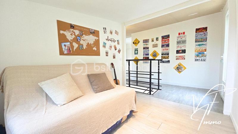 Maison - 102 m² - 5 pièces