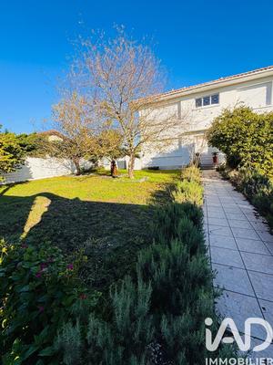 Maison - 162 m² - 6 pièces