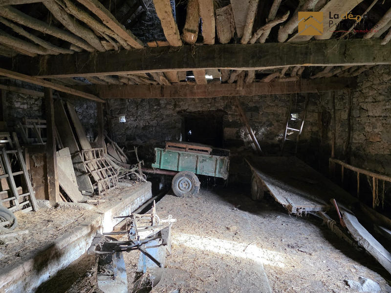 Maison ancienne - 295 m² - 1 pièce