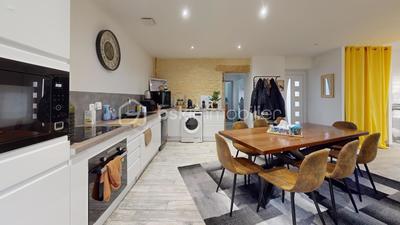 Maison de bourg - 81 m² - 4 pièces