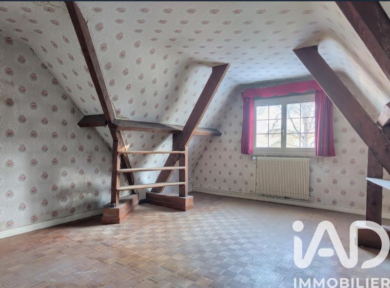 Maison - 200 m² - 8 pièces