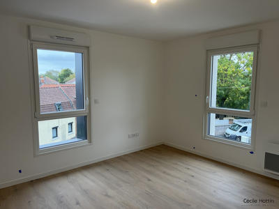 Appartement - 77 m² - 3 pièces