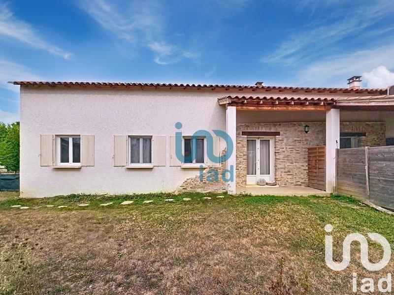 Maison - 240 m² - 8 pièces