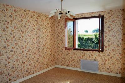 Maison - 80 m² - 5 pièces