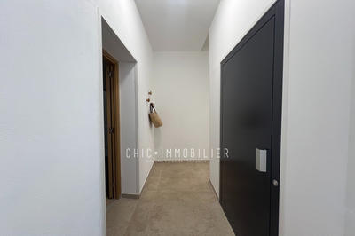 Propriété - 210 m² - 4 pièces