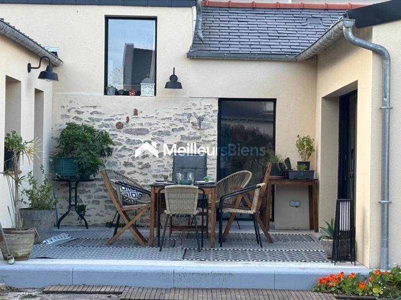 Maison - 91 m² - 4 pièces