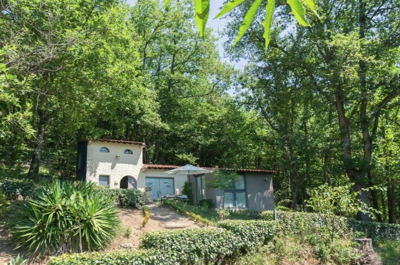 Maison - 198 m² - 9 pièces