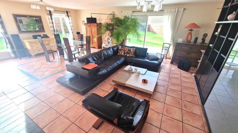 Maison - 176 m² - 6 pièces