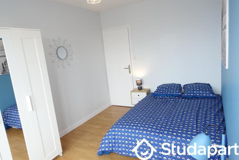 Chambre - 10 m² - 1 pièce