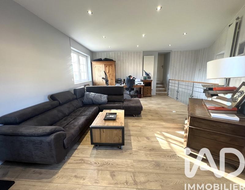 Maison - 263 m² - 9 pièces