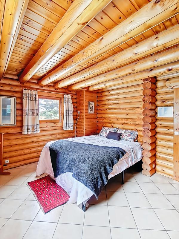 Châlet - 287 m² - 8 pièces