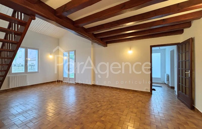 Maison - 90 m² - 5 pièces