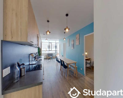 Chambre - 65 m² - 1 pièce