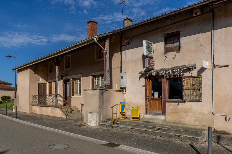 Maison - 300 m² - 10 pièces