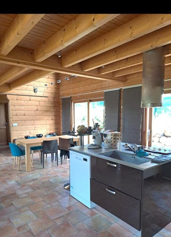 Châlet - 122 m² - 4 pièces