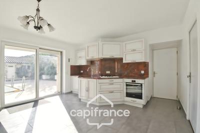 Maison - 161 m² - 7 pièces