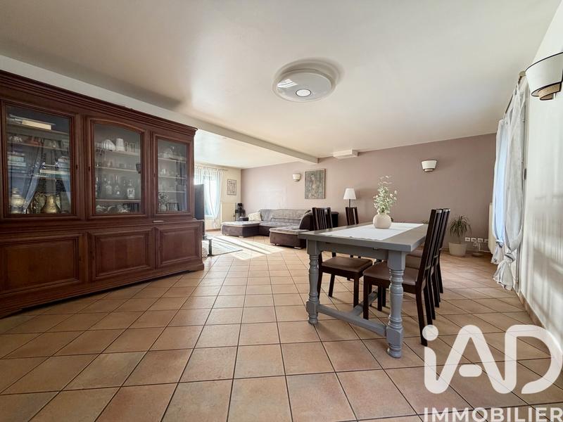 Maison - 170 m² - 7 pièces