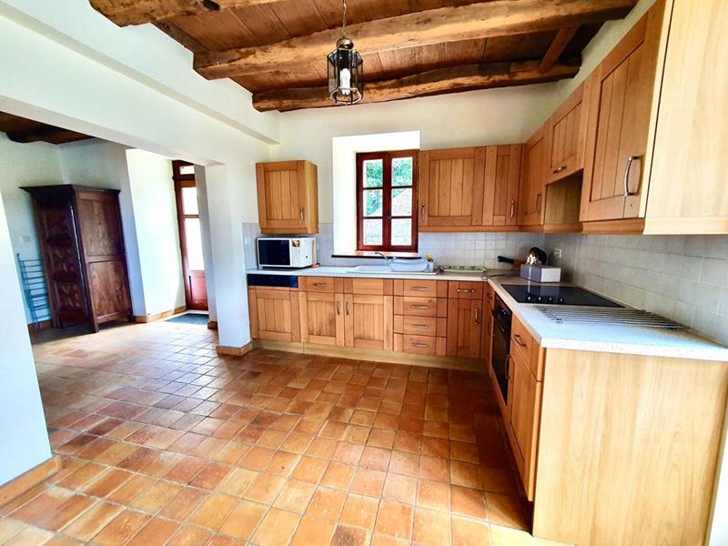 Maison - 352 m² - 16 pièces