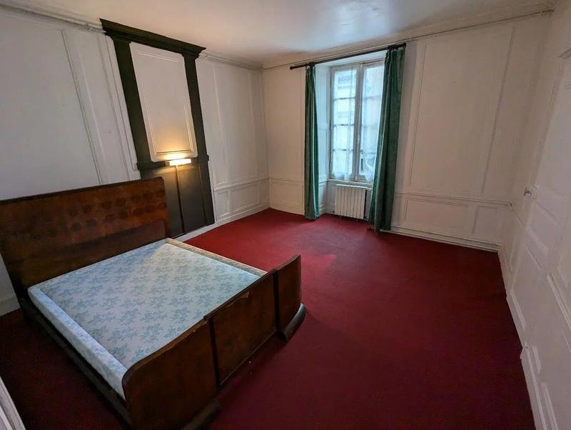 Maison - 200 m² - 7 pièces