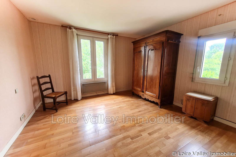 Maison - 210 m² - 6 pièces