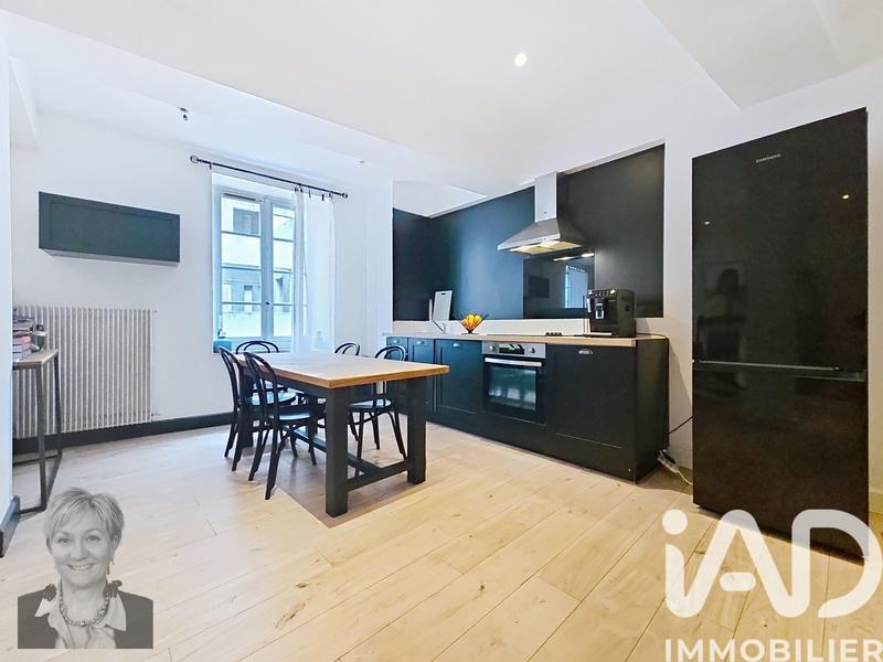 Appartement - 81 m² - 3 pièces