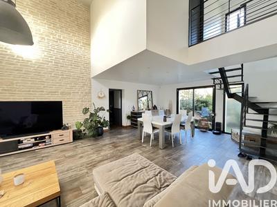 Maison - 187 m² - 7 pièces