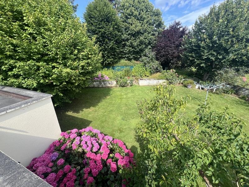 Maison - 200 m² - 7 pièces