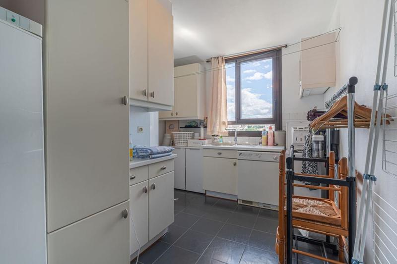 Appartement - 121 m² - 6 pièces