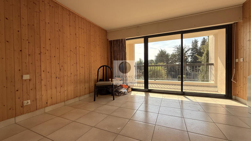 Maison - 215 m² - 6 pièces