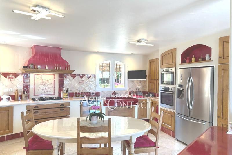 Villa - 295 m² - 5 pièces