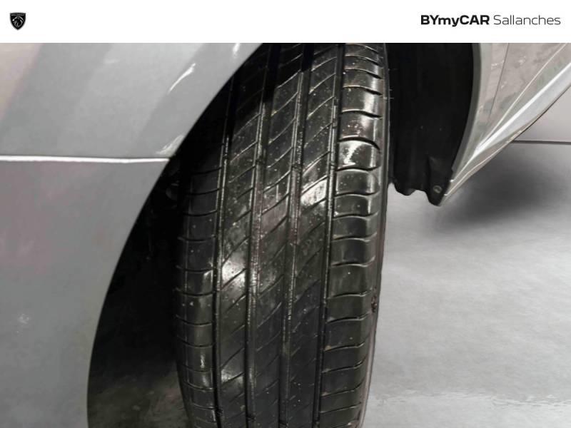 Peugeot 208 PureTech 100 s&amp;S Bvm6 Allure