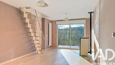 Maison - 113 m² - 6 pièces