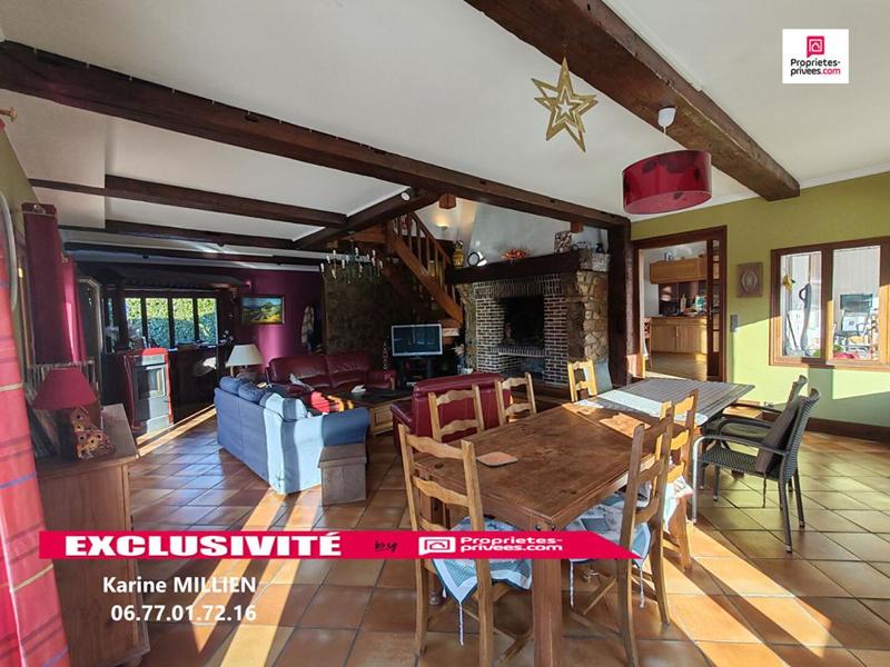 Maison - 240 m² - 7 pièces