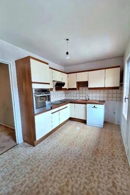 Appartement - 92 m² - 4 pièces