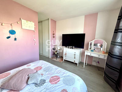 Maison - 137 m² - 7 pièces