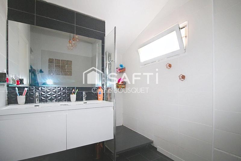 Maison de village - 227 m² - 6 pièces