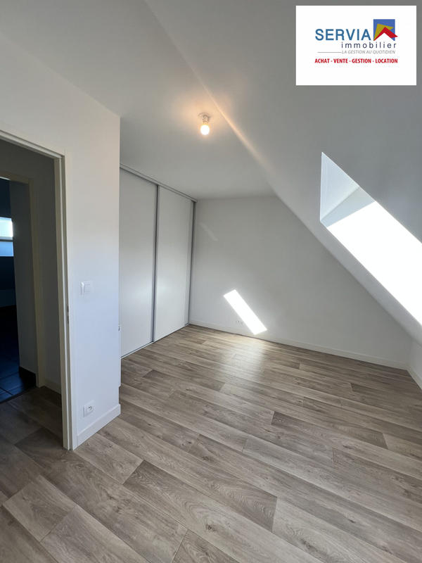 Maison traditionnelle - 100 m² - 5 pièces