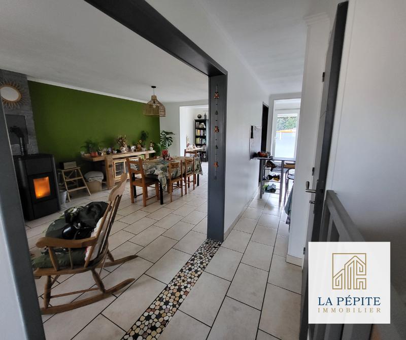 Maison - 89 m² - 5 pièces