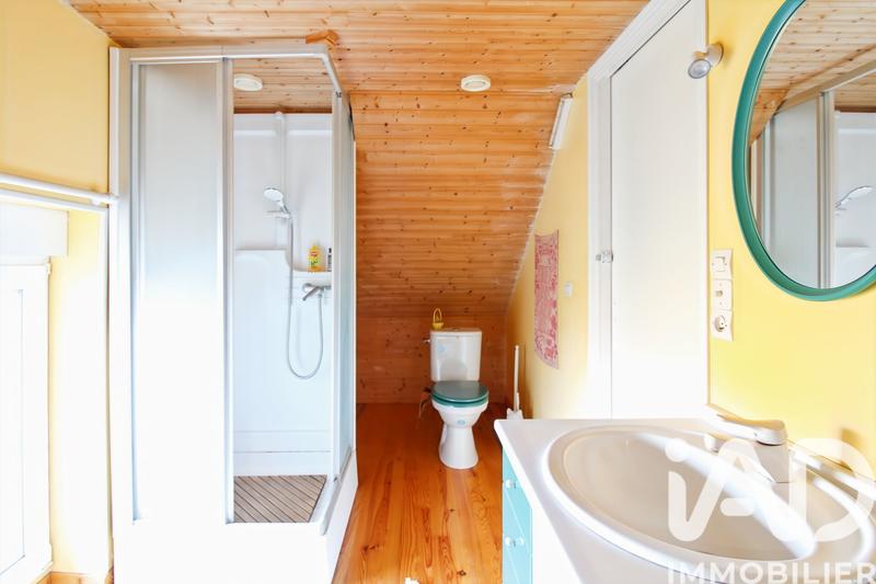 Maison - 177 m² - 8 pièces