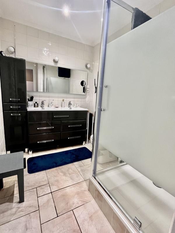 Appartement - 83 m² - 3 pièces