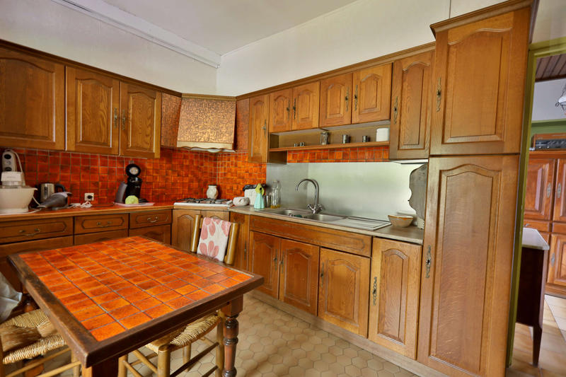 Maison - 200 m² - 6 pièces