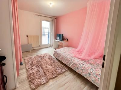 Appartement - 82 m² - 4 pièces