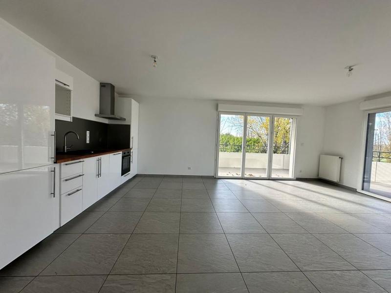 Appartement - 95 m² - 4 pièces