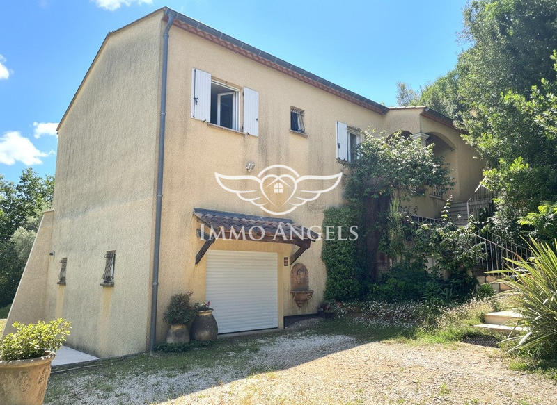 Maison - 128 m² - 5 pièces