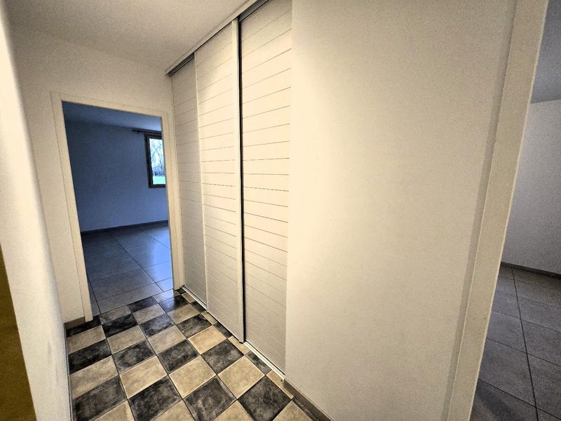 Maison - 206 m² - 7 pièces