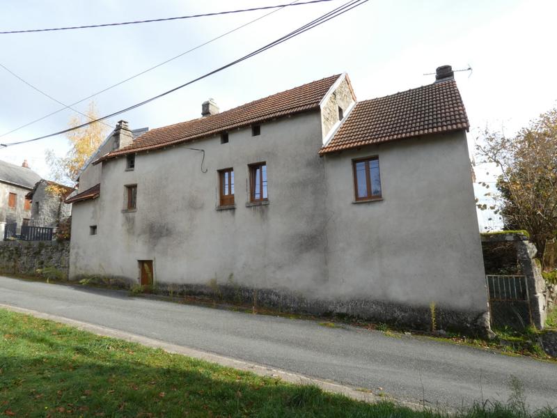 Maison ancienne - 198 m² - 6 pièces