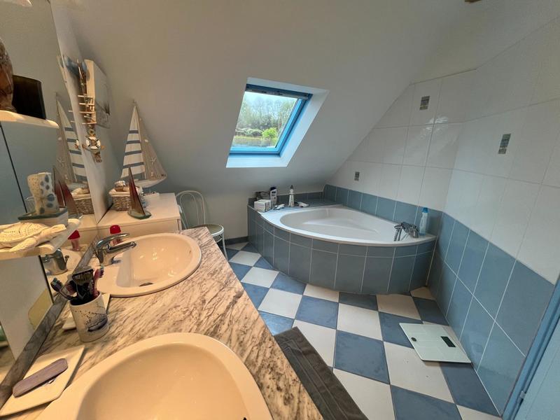 Maison - 144 m² - 5 pièces