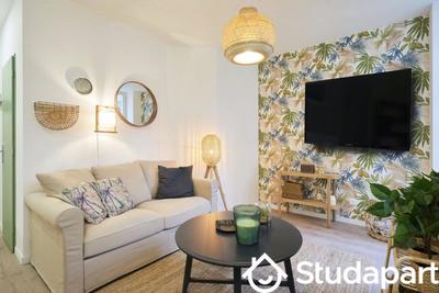 Chambre - 10 m² - 1 pièce